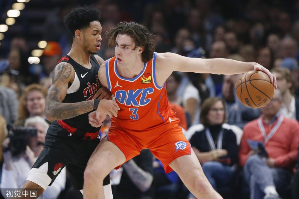 红不仅是她 红不仅是她